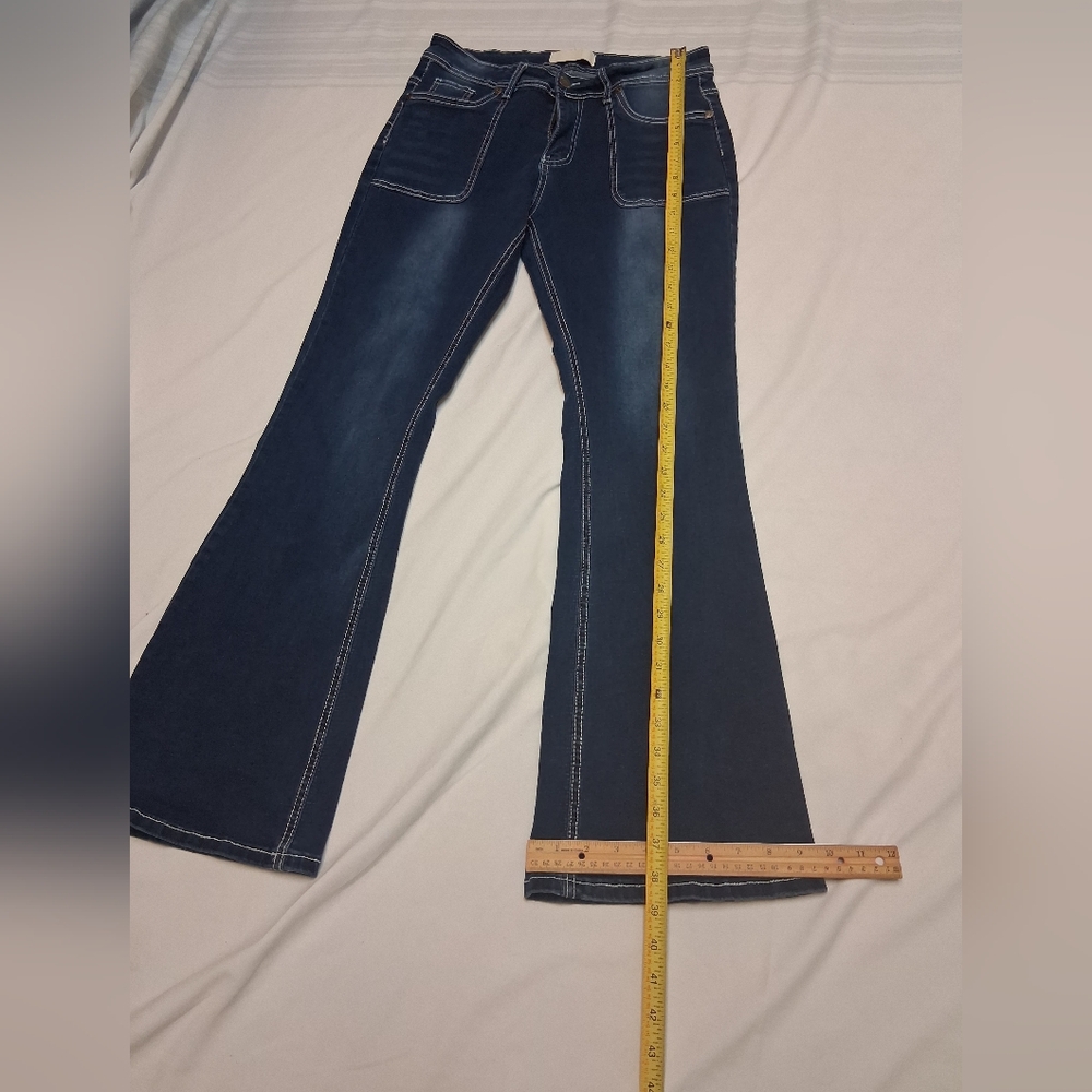 Angels Off Difference Women Size 10/30 Dark Blue Flare Jeans - Picture 13 of 16